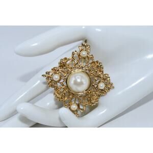 MJENT Vintage Faux Pearl Brooch Gold Tone Filigree 1960s 1970s Signed